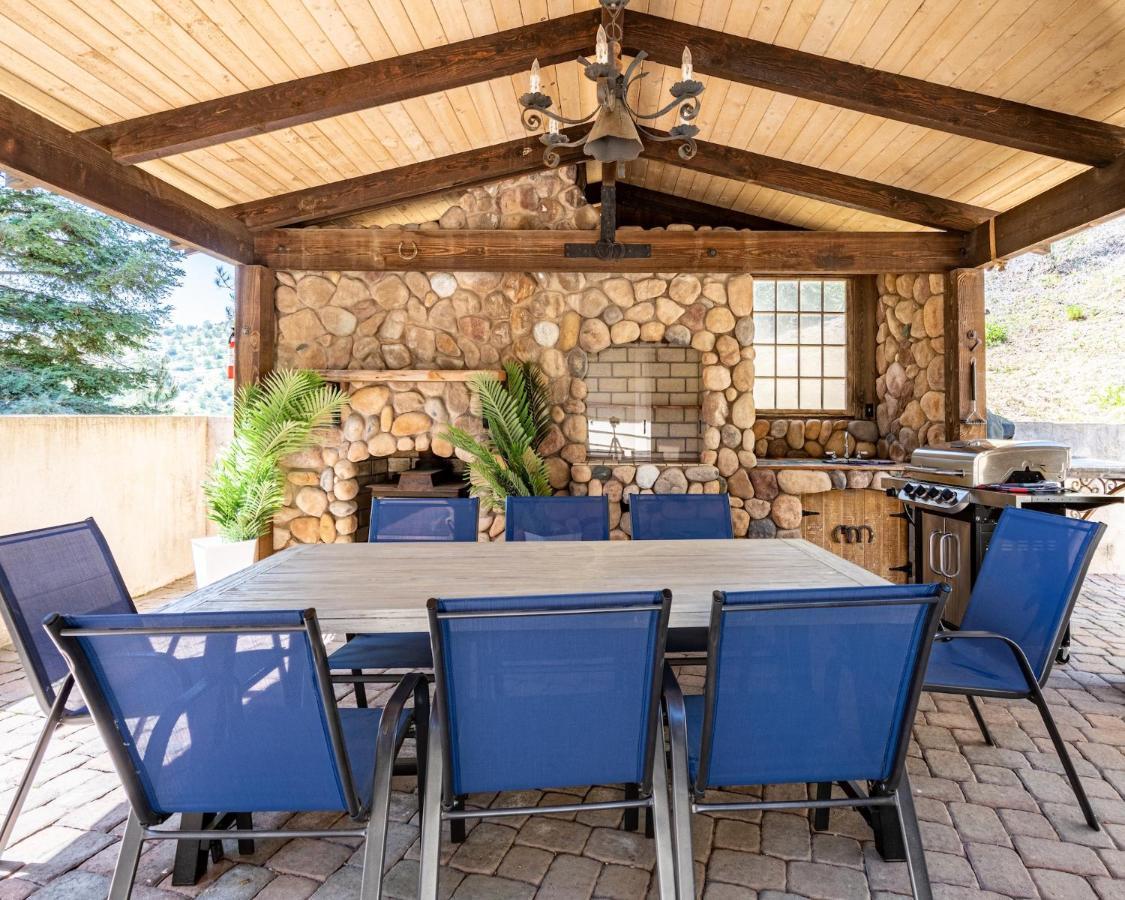 Secluded Mtn Top Family Haven W/Views Spa & Arcade Three Rivers Exterior foto